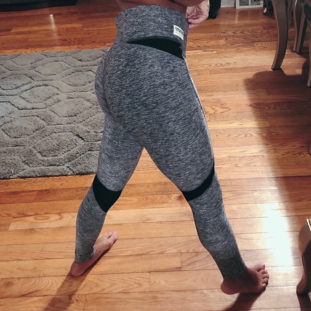 LAST CHANCE!!⭐️PINK Victorias Secret leggings - Picture 1 of 10